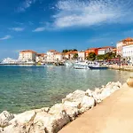 One-bedroom 2 公寓