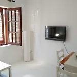 One-bedroom 2 شقة