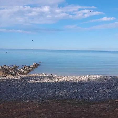 One-bedroom 2 Apartment *